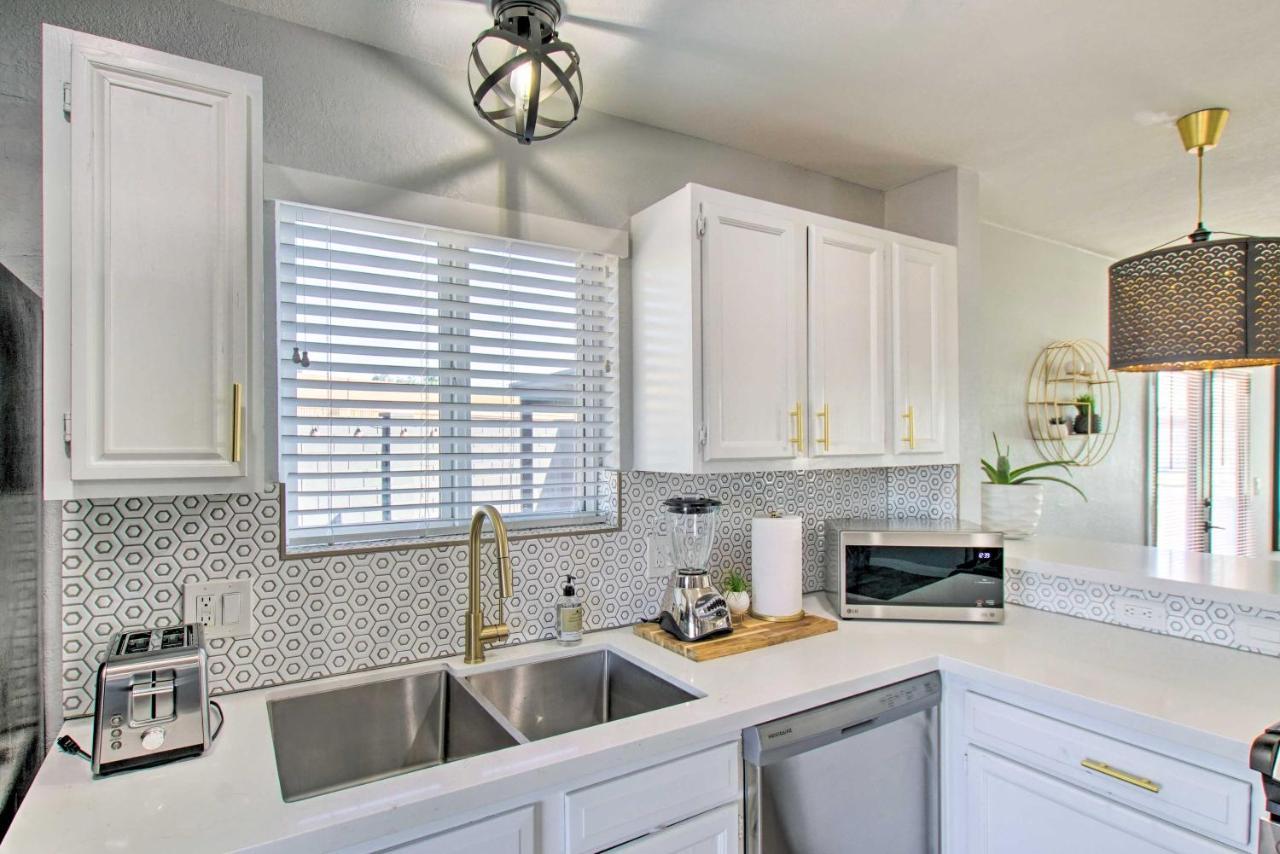 Charming Phoenix Home With Patio About 3 Miles To Dtwn! Ngoại thất bức ảnh